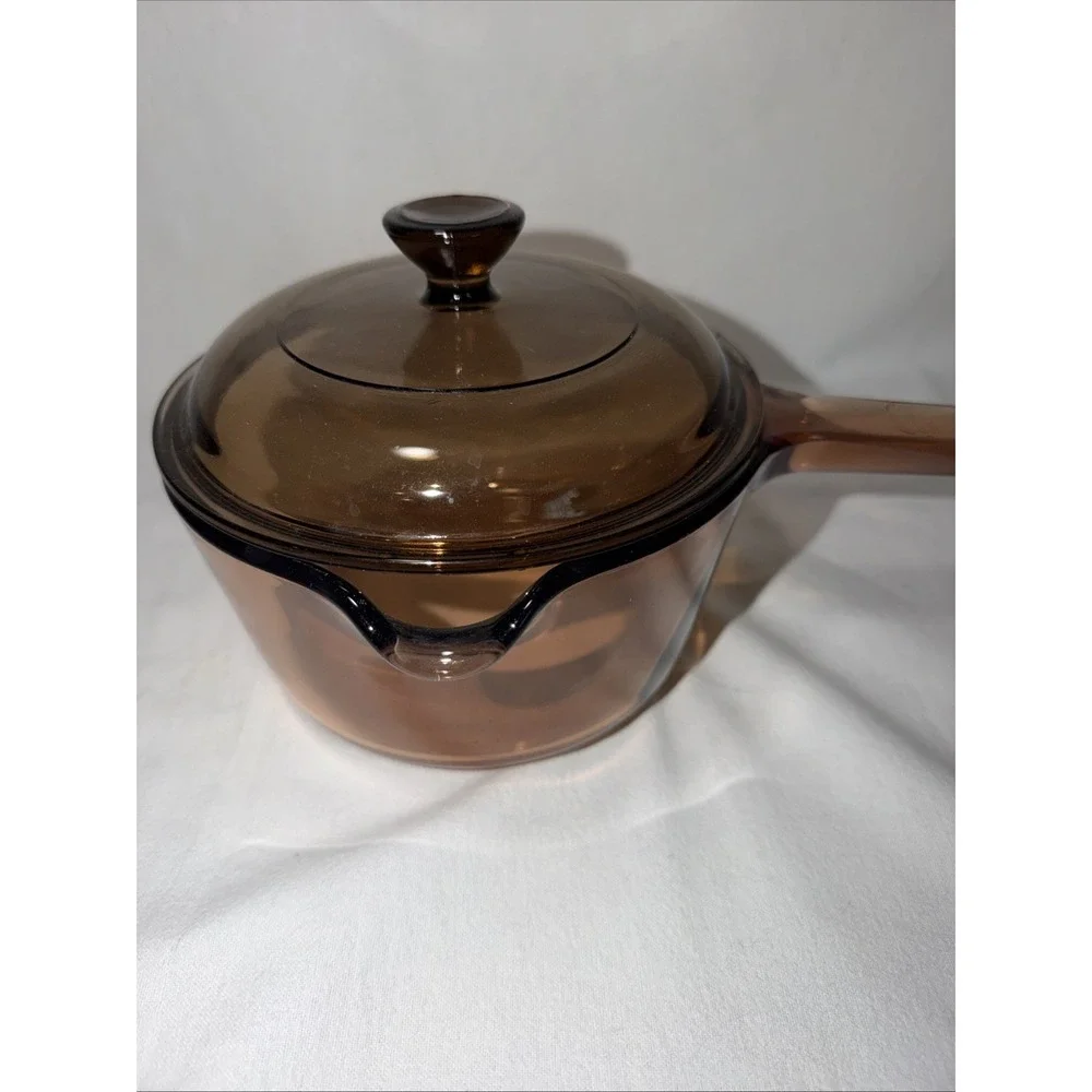 VTG Vision Corning Ware USA 1L Amber Glass Sauce Pan Pot Pour Spout With LID